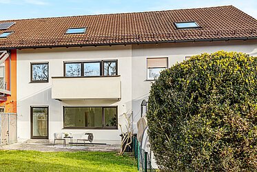 Unterschleißheim: Casa soleggiata a metà strada - adatta alle famiglie - disponibile