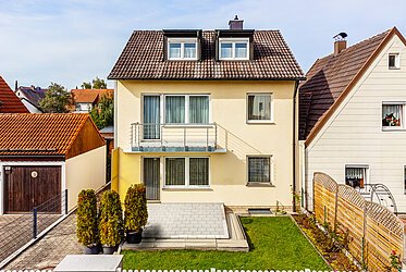 Unterschleißheim: Casa indipendente con potenziale