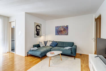 Appartamento nel centro di Monaco, vicino a Stiglmaierplatz, con balcone esposto a sud