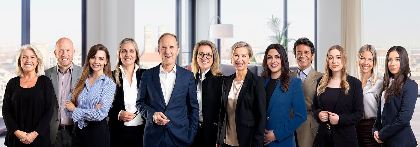 Unsere Experten für den Immobilienverkauf Das Team der Abteilung Immobilienverkauf bei Mr. Lodge – erfahrene Verkaufsexperten, die Eigentümer beim erfolgreichen Verkauf möblierter Wohnungen in München persönlich begleiten.